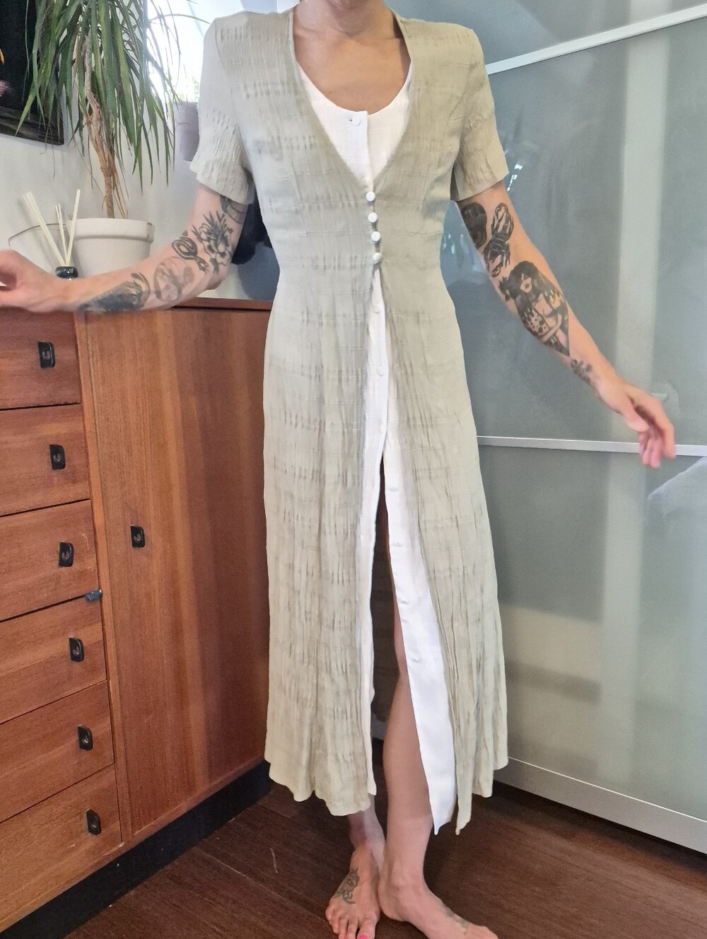 Vintage Sage Green Button-Front Maxi Dress - Picture 2 of 7